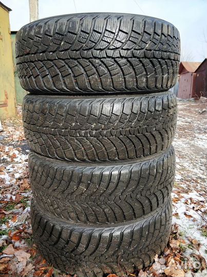 Kumho WinterCraft WP71 235/55 R17 V