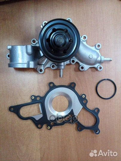 Насос водяной Toyota CW0138, LWP1945, vkpc91858