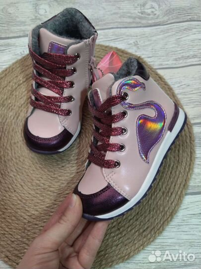 Сапожки для девочки