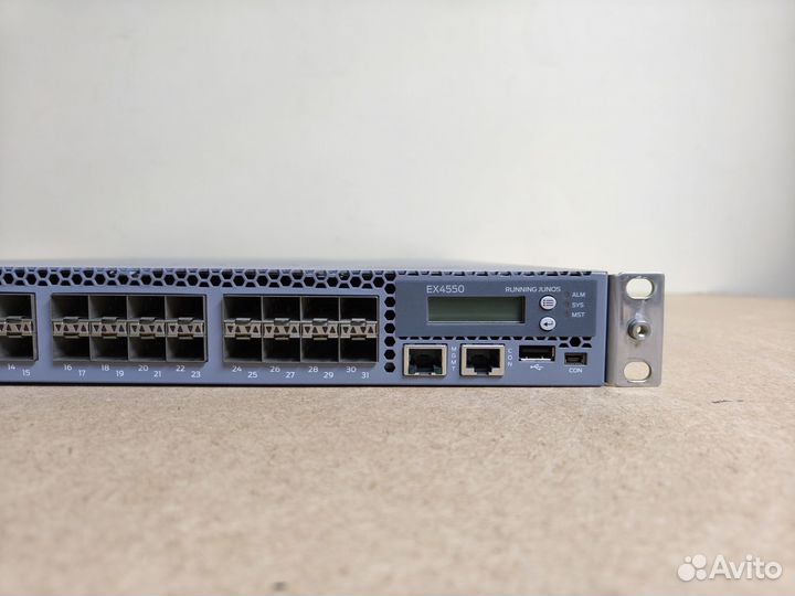 Коммутатор Juniper EX4550-32F-AFI