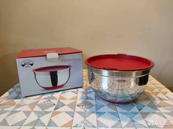 Набор из 3-х салатиков-контейнеров с крышкой Berti