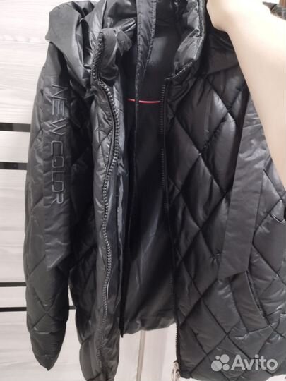 Куртка женская с капюшоном новая