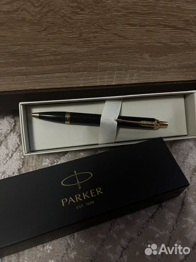 Шариковая ручка parker