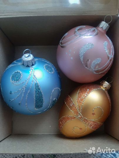Комплект стеклянных елочных украшений