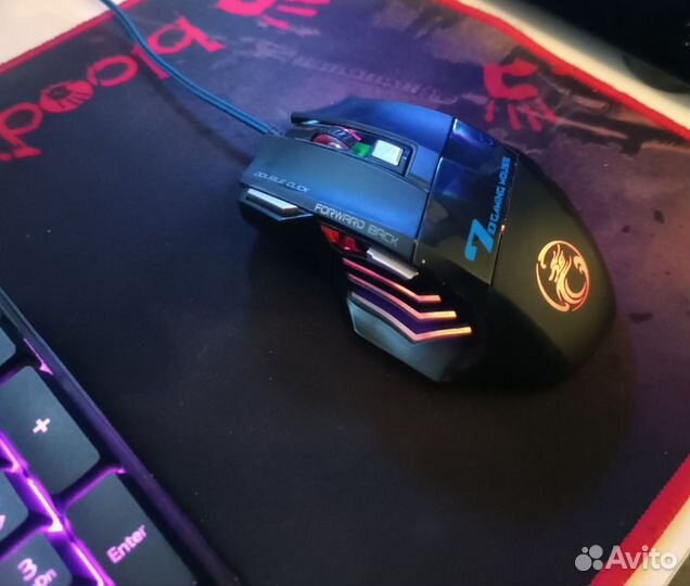 Игровая клавиатура и мышь