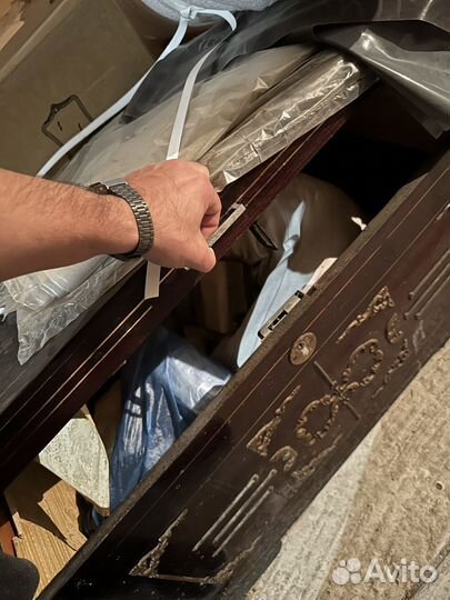 Старинный сундук невесты деревянный