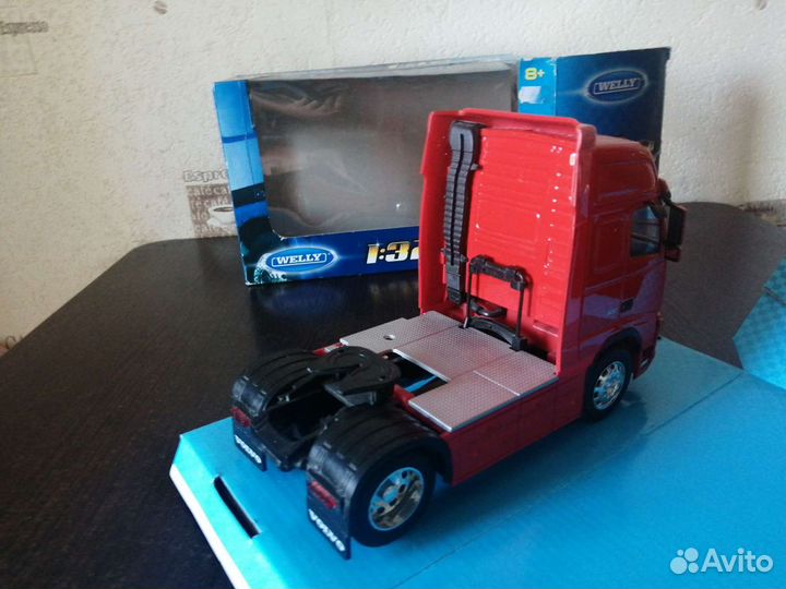 Модель volvo fh12 1/32