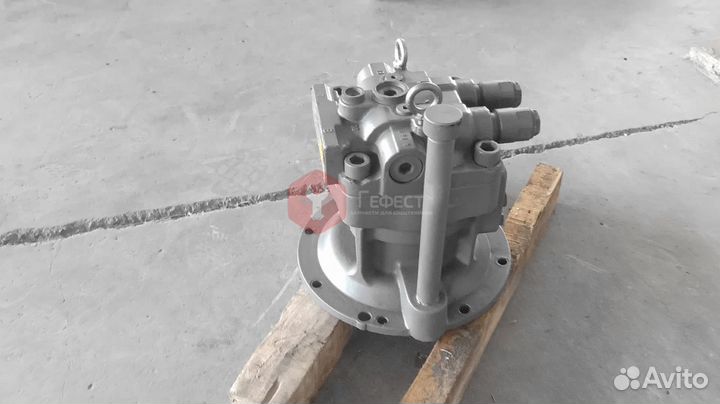 Гидромотор поворота Hitachi ZX130W