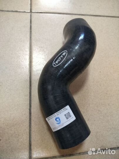 Патрубок интеркулера volvo XC60,S60,V60 31370209