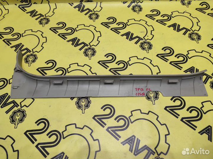 Накладка на порог внутренняя передняя левая Nissan