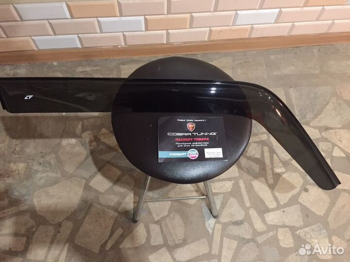 Ветровик на авто