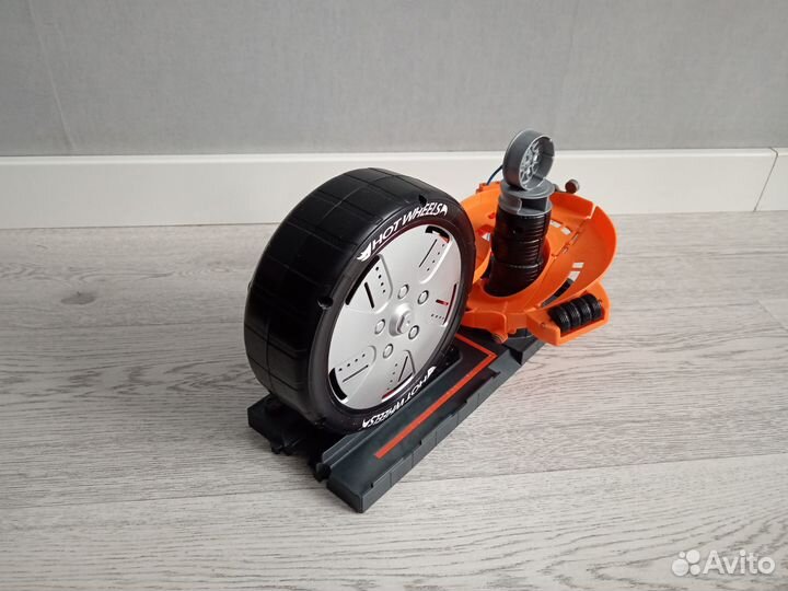 Шиномонтаж Hot Wheels