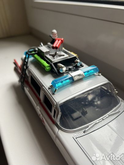 Модель автомобиля ecto-1 охотники за приведениями