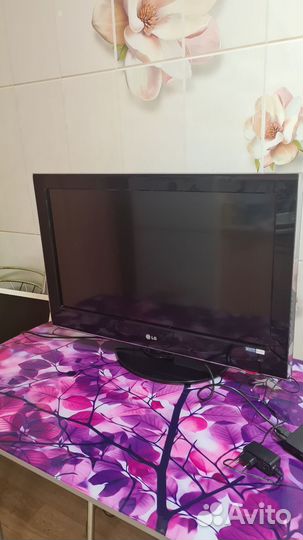 Телевизор LG 32