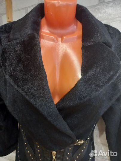 Куртка новая 42 Турция Lasagrada