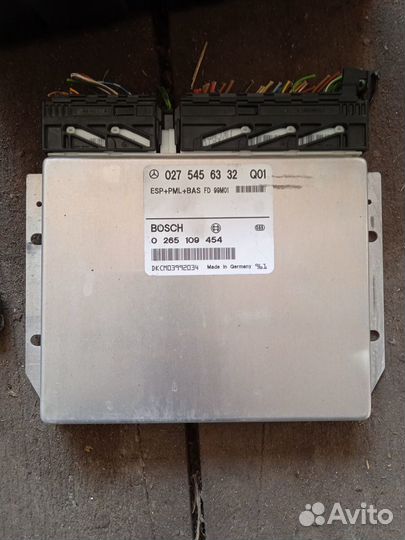 Блок Mercedes W220