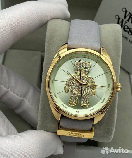 Женские часы Vivienne Westwood