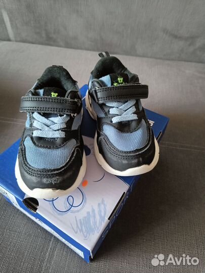 Кроссовки tombi