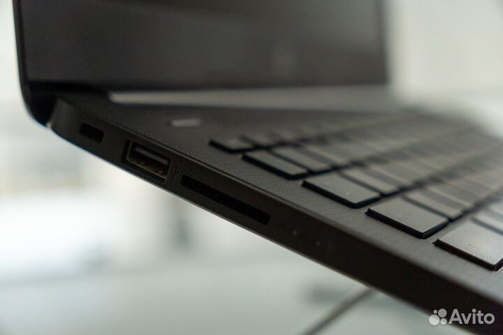 Ноутбук HP Pavillion 14