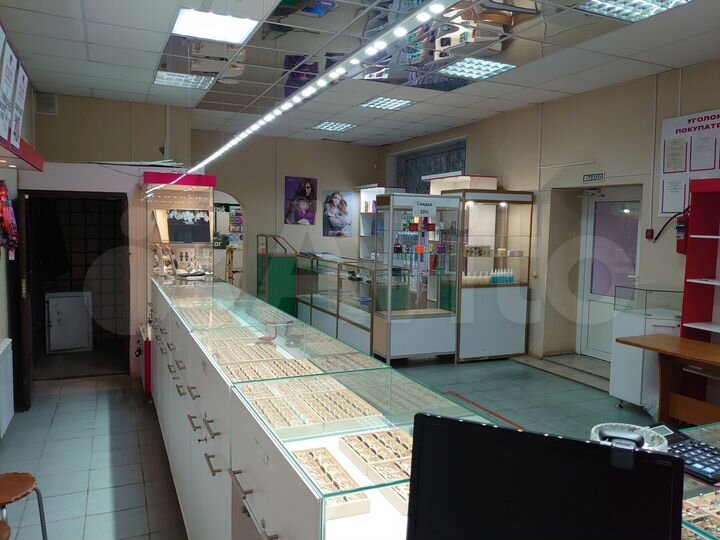 Магазин, 81 м²