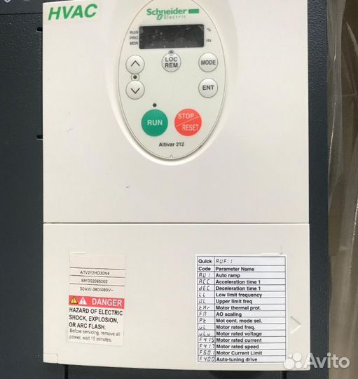 Преобразователь Schneider Electric ATV212HD30N4