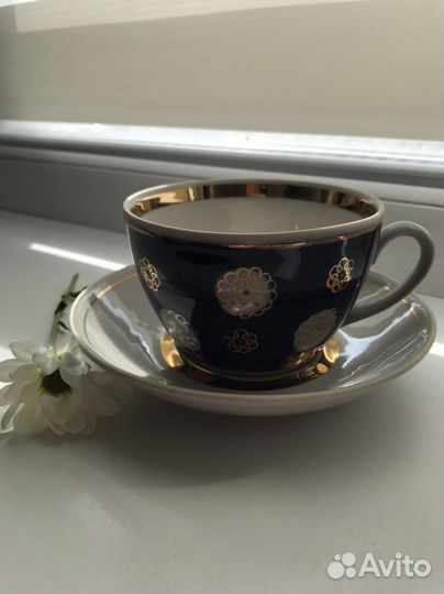 Фарфоровая чайная пара