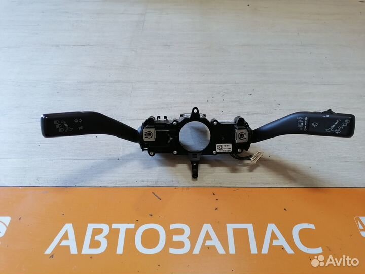 Переключатель поворотов дворников Skoda Octavia A5