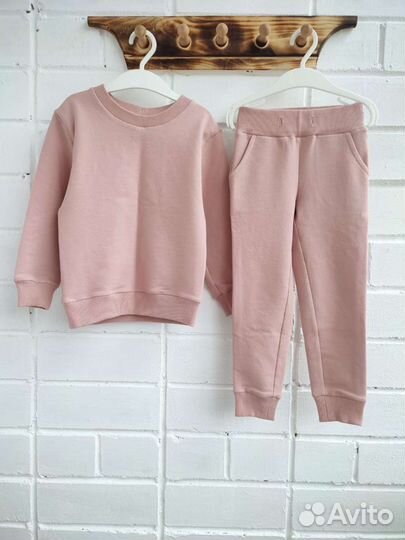 Пошив детской одежды, установка люверсов