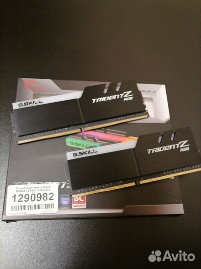 G.Skill trident Z RGB F4-3200C16D-16gtzr 16 гб