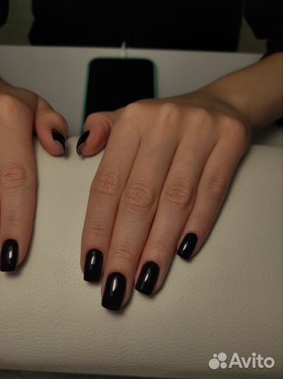 Модель на маникюр+гель-лак (френч)