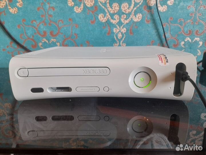 Игровая приставка Xbox 360 Fat 250GB Прошитая