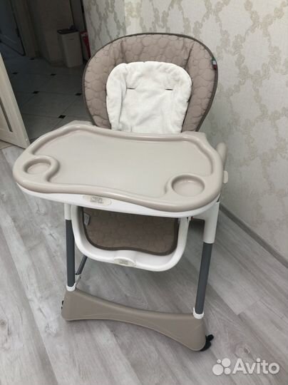 Стульчик для кормленияsweet baby Royal Classic