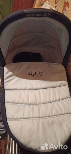 Коляска Zippy 3 в 1, производство Литва