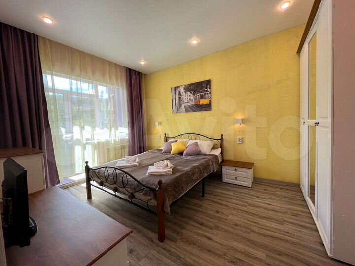 3-к. квартира, 65 м², 2/5 эт.