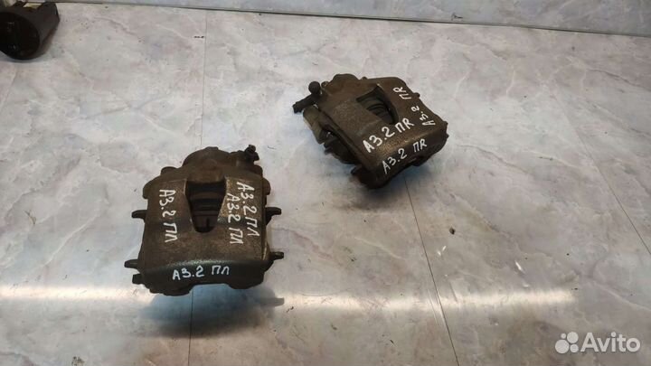 Суппорт передний Volkswagen Golf 4 Bora Skoda Audi