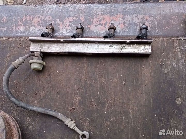 Топливная рейка (рампа) хонда хрв