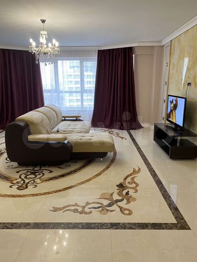 2-к. квартира, 69 м², 19/25 эт.