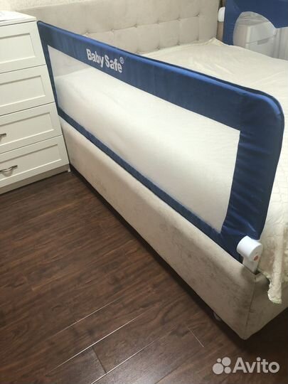 Барьер защитный для кровати 180х66см, складной