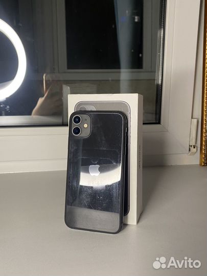 iPhone 11, 64 ГБ