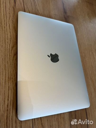 Apple MacBook air 13 2020 intel core i3 256 гб