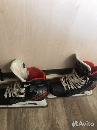 Хоккейные коньки bauer vapor x2.7