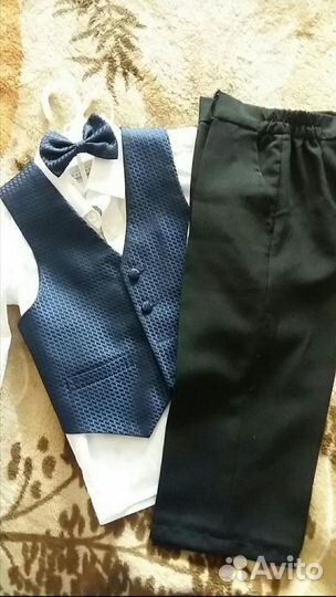 Костюм тройка