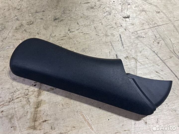 Пластик сиденья передний левый Mercedes-Benz