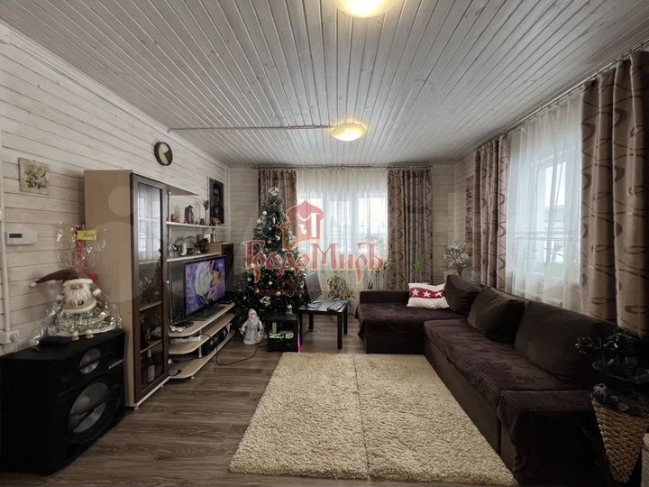 Дом 144 м² на участке 10 сот.