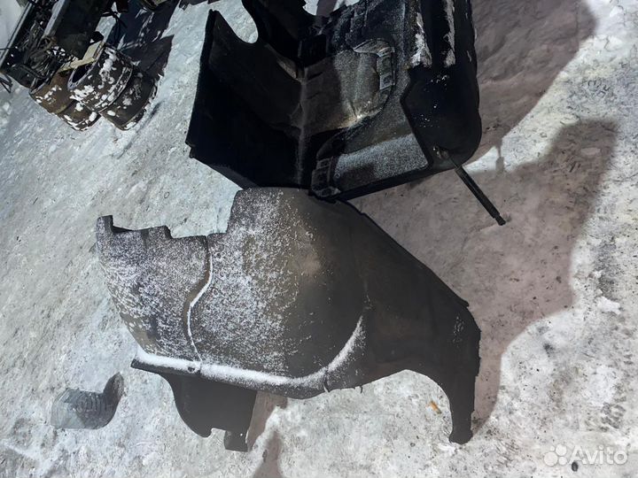 Шумоизоляция шуба кожух двигателя DAF XF105