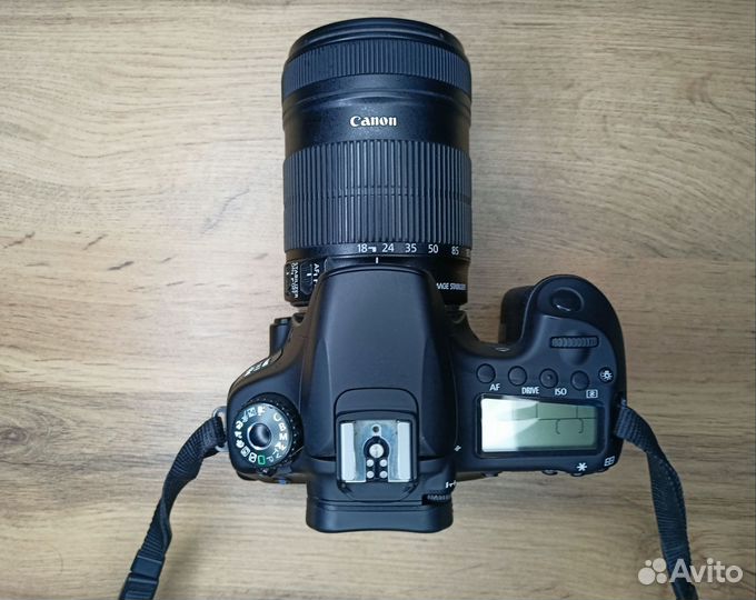 Зеркальный фотоаппарат canon 60d
