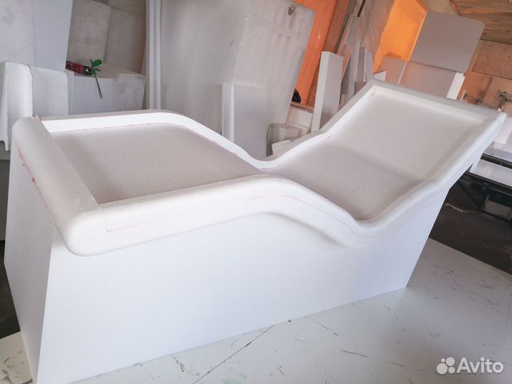 Лежаки в хамам. Сидушка в хамам. Скамья для хамама