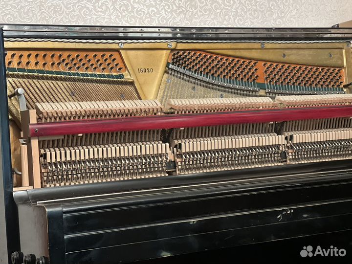 Акустическое пианино