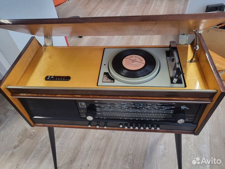 Радиола Урал 111 с FM и bluetooth