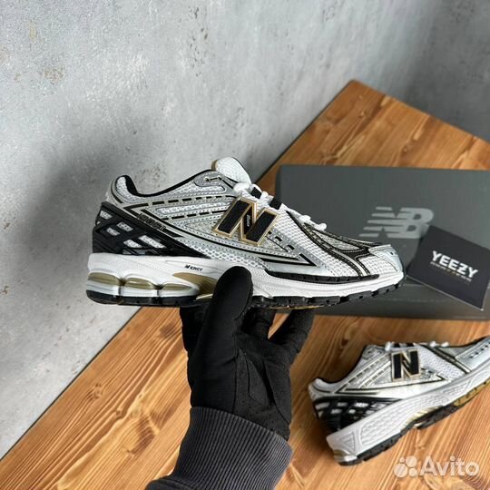 New Balance 1906R White Gold